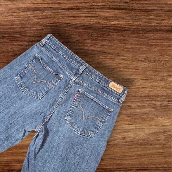 Levi's Mid Rise Skinny Jeans - Picture 4 of 7